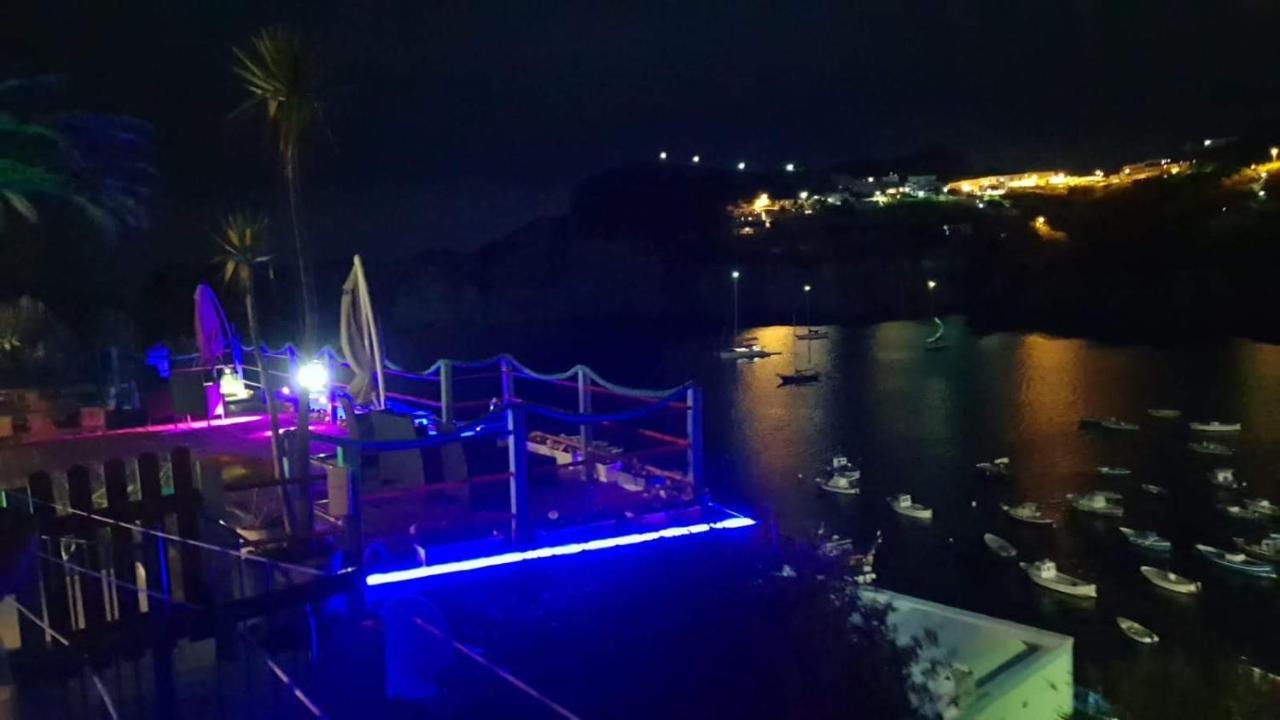 פונזה L'Incanto Di Cala Feola מראה חיצוני תמונה
